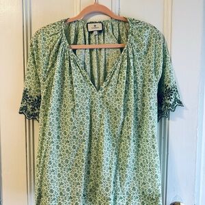 Tuckernuck-Seagrass Sage Isle Embroidered Top - Seagrass Sage